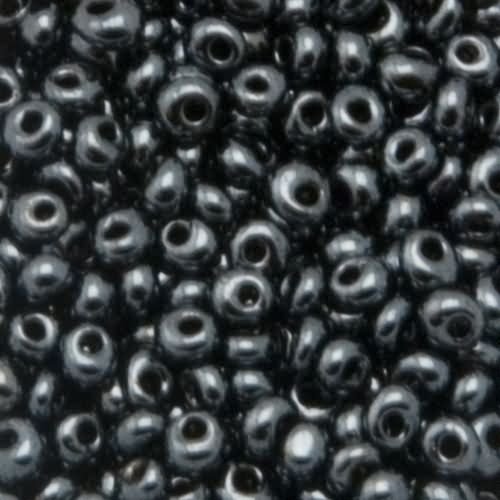 magatama toho seed beads 3mm - metallic hematite (81) | 10gr