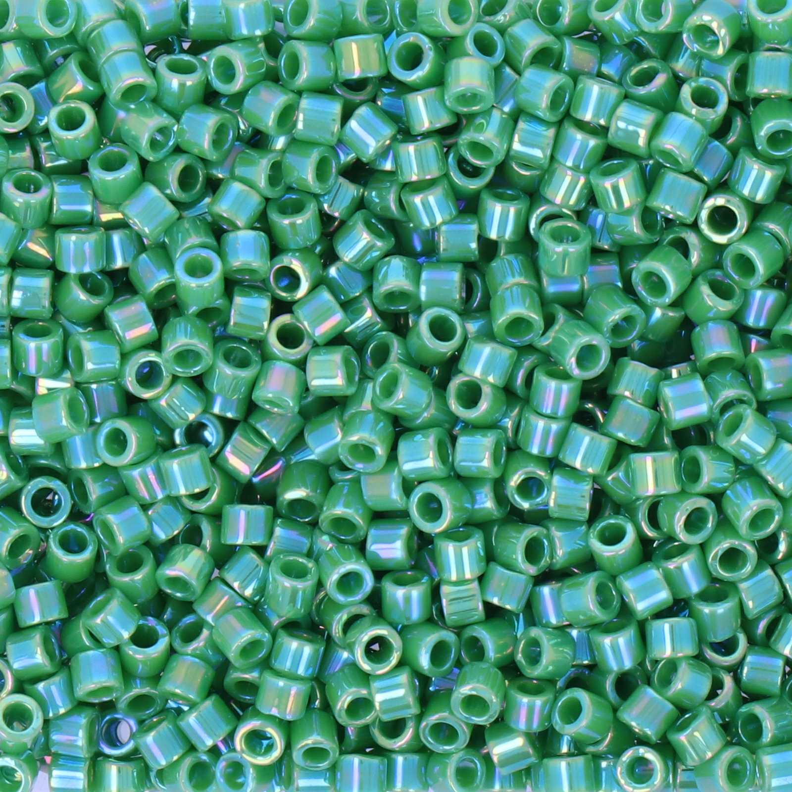 miyuki delica 10/0 opaque green ab | 8gr