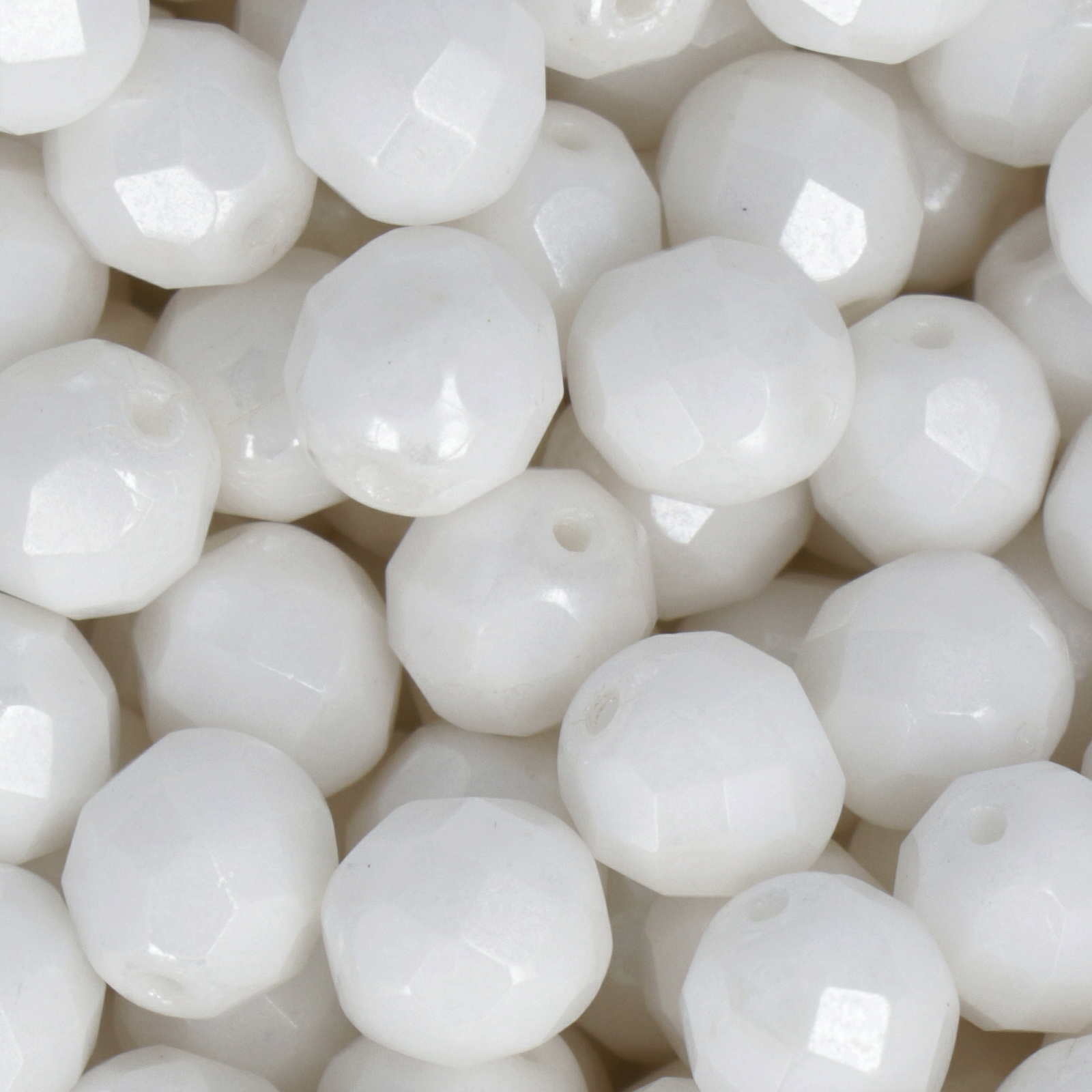 20 Perles Facettées De Bohème Preciosa - 8 Mm - Opaque Ivory Lustré