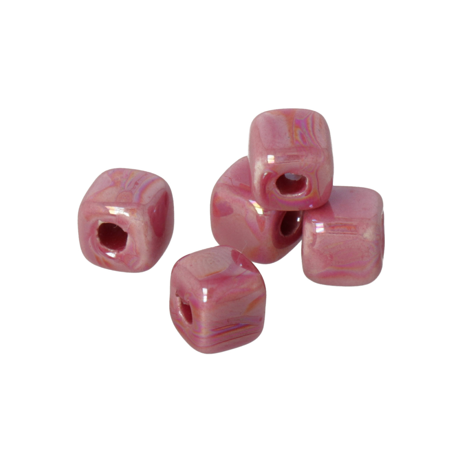 fuchsia ceramic cube 6,5mm | 4pc