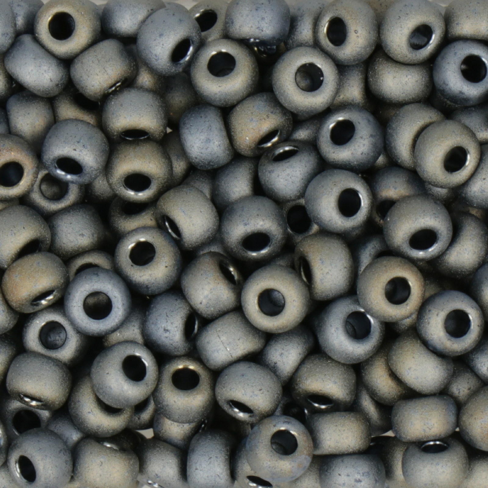miyuki rocailles 6/0 - matted metallic silver grey (2002) | 10gr