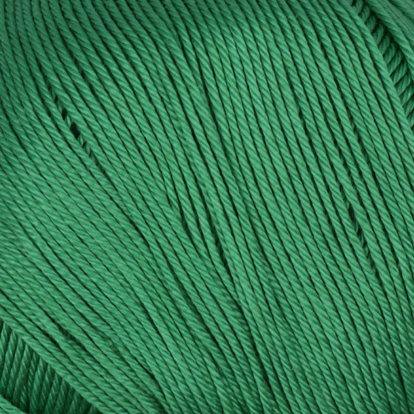 basic lux fine mondial - forest green (225) - 50gr (165mt) | 1pc