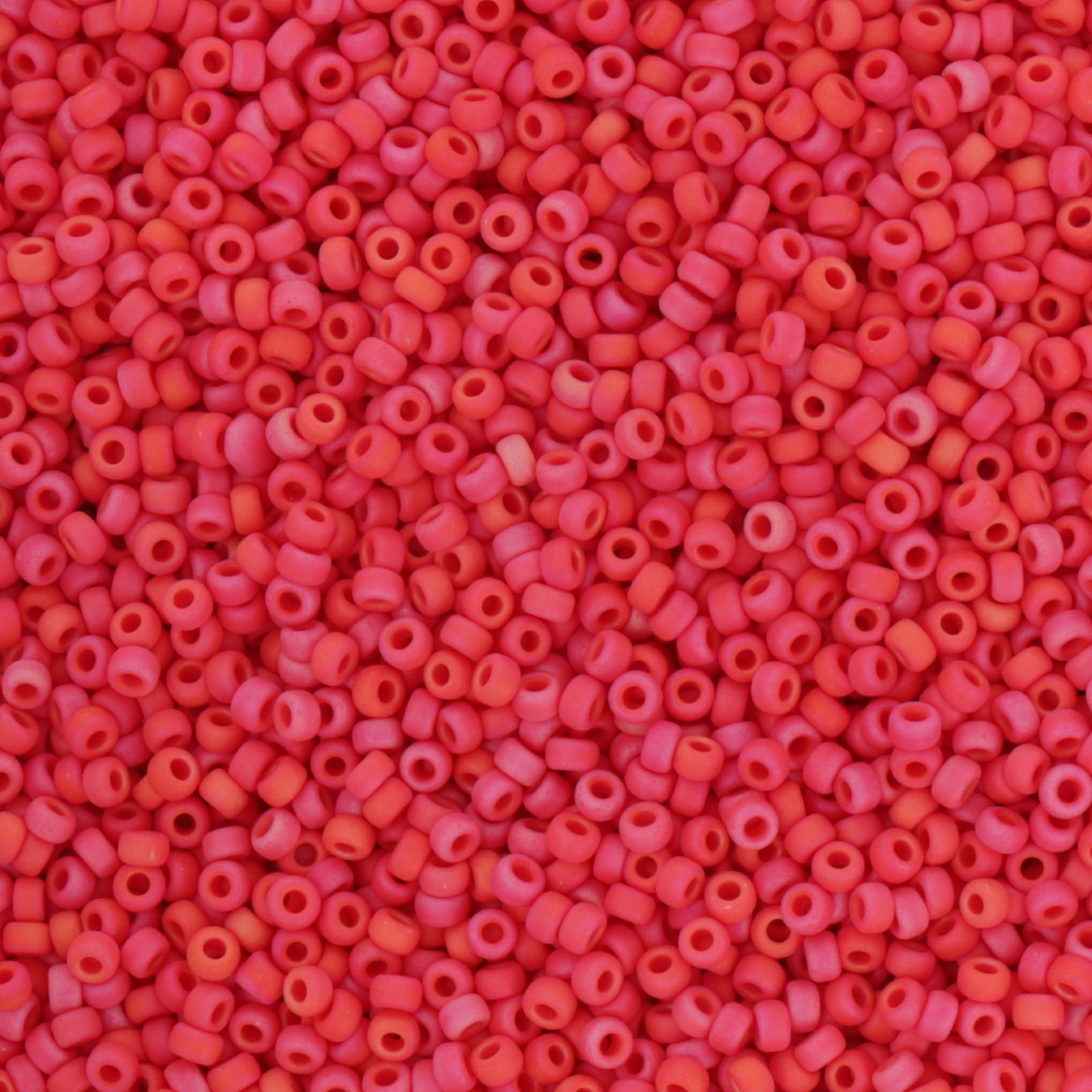 miyuki rocailles 11/0 - matted opaque red luster (2076) | 10gr