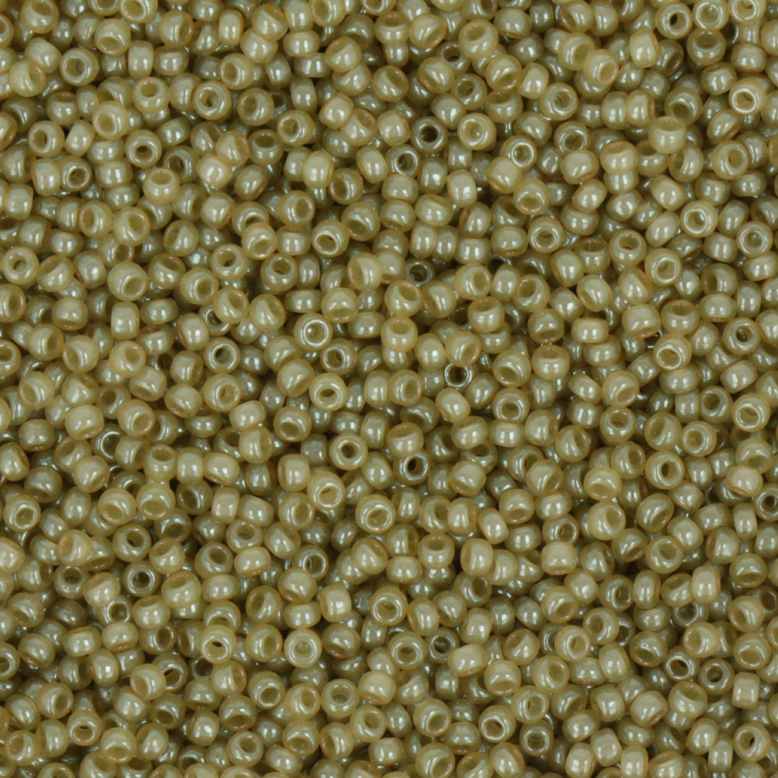 miyuki rocailles 11/0 - celery traslucent (2374) | 10gr