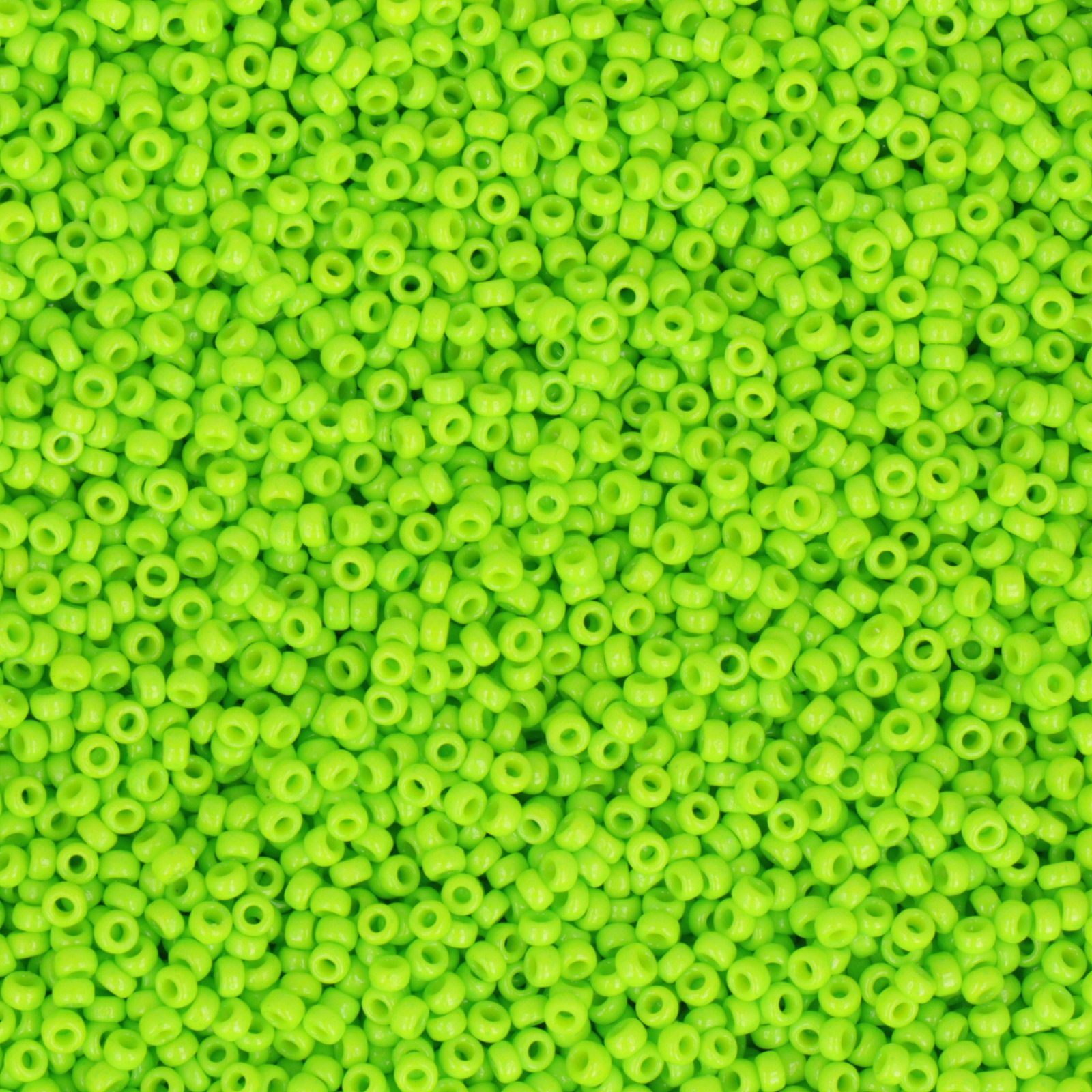 miyuki rocailles 15/0 - duracoat opaque kiwi (4471) | 10gr