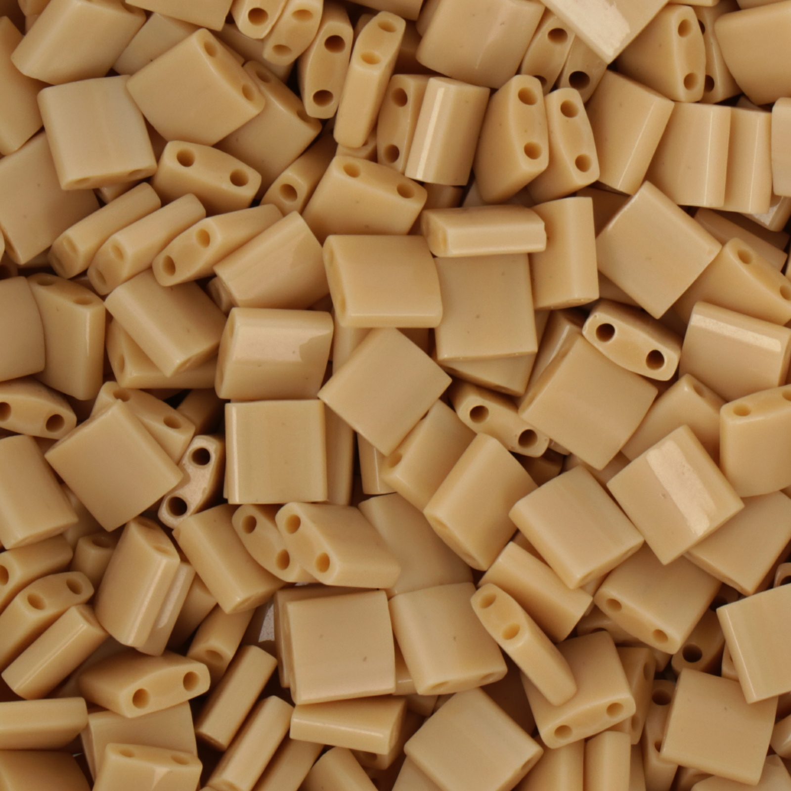 miyuki tila beads - opaque pear 5mm | 5gr