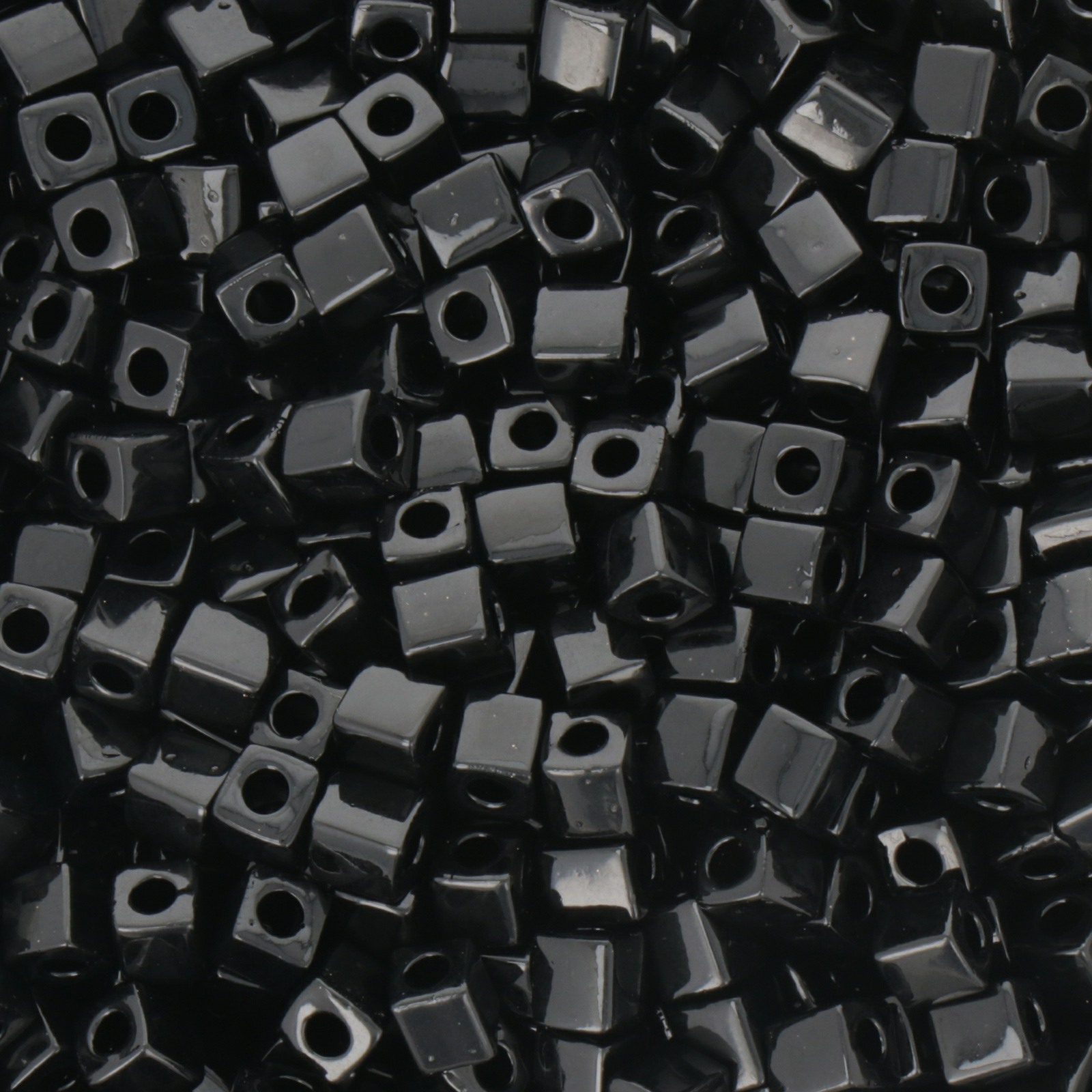 miyuki square beads opaque black (401) 4mm | 10gr