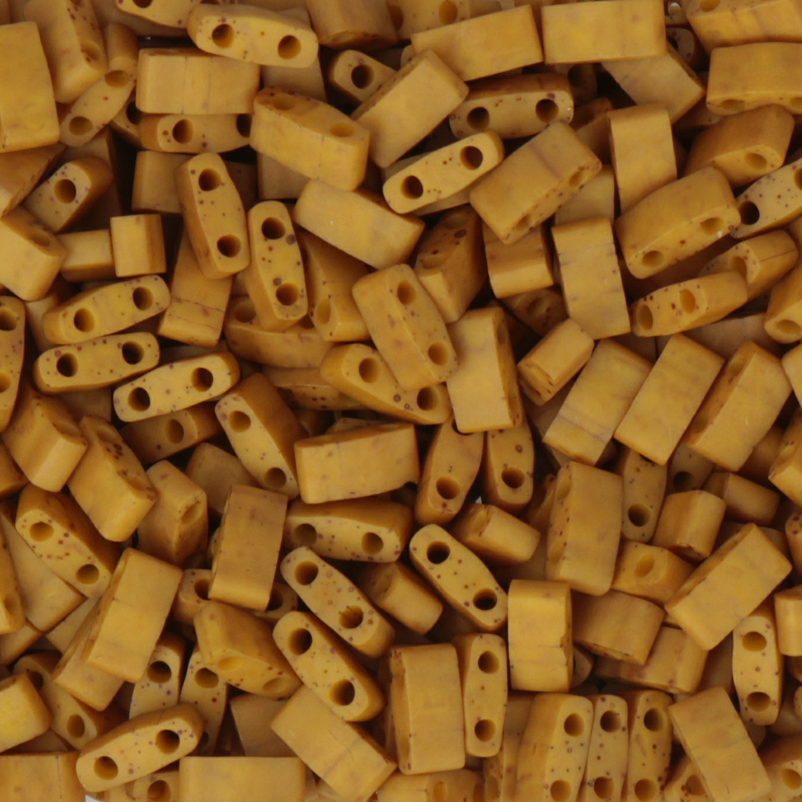 miyuki half tila beads - matte opaque mustard yellow 5x2,3mm | 5gr