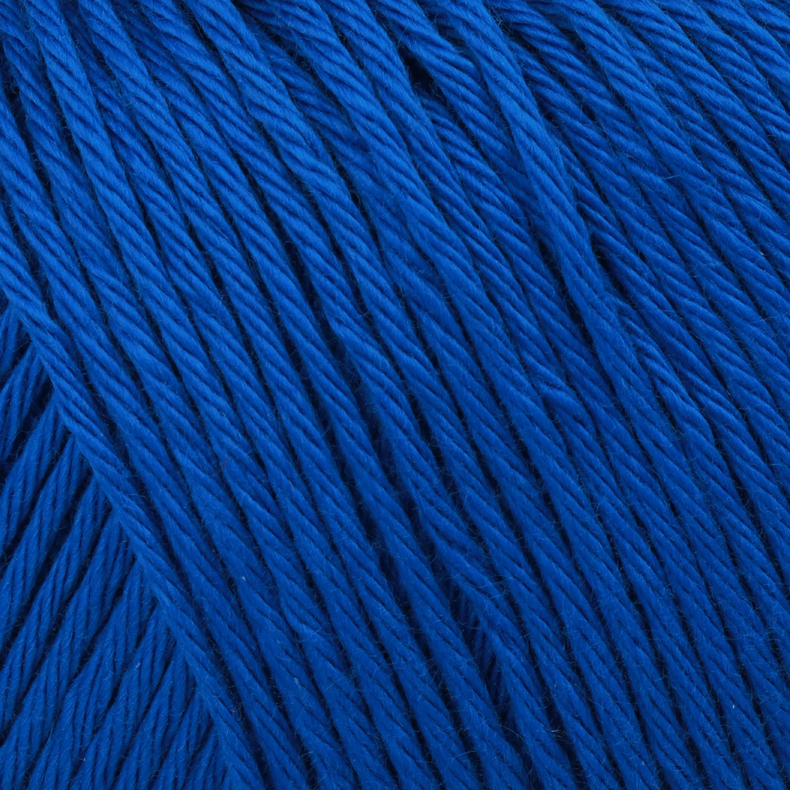 basic cotton plus mondial - royal (215) - 100gr (130mt) | 1pc