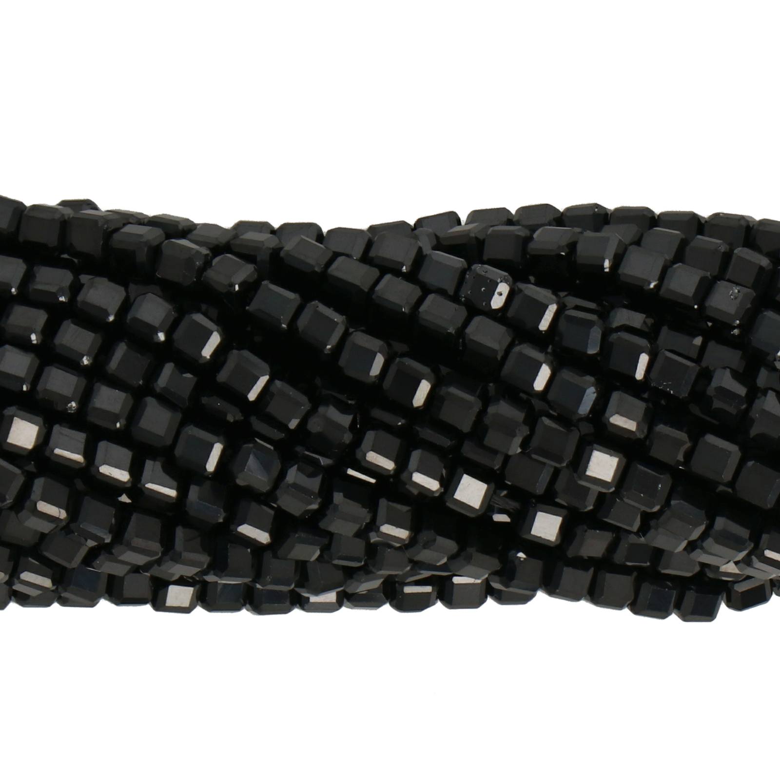 spinel cube faceted 2,5mm aprox | 15/16-inch strand